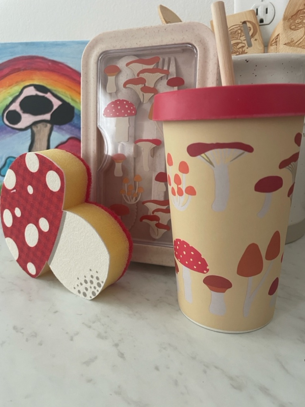 Set of 3 Mushroom 🍄 Print Tumbler with Red Lid, Tupperware and sponge. - Picture 2 of 14